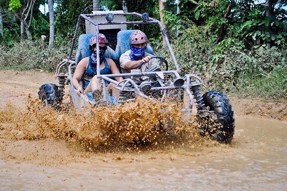 Dinnebugguies puntacana