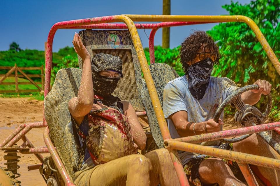 Dunne Buguies - 4 Wheels Excursion 